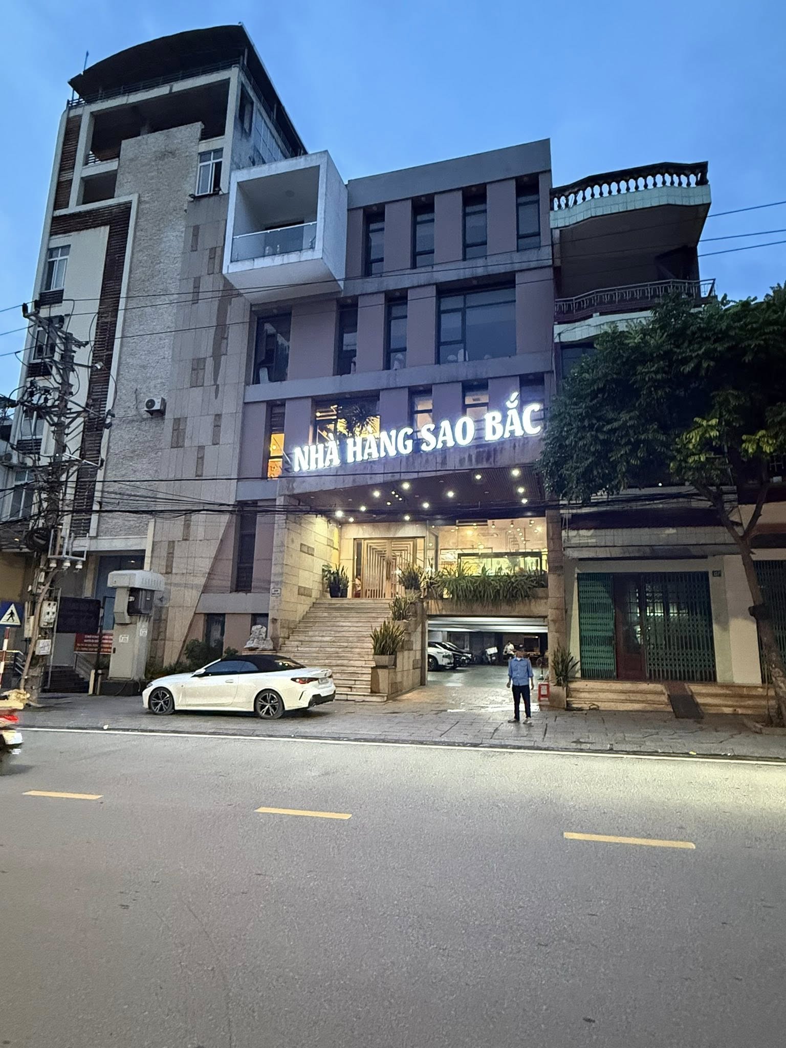 Review Nhà Hàng Sao Bắc Thái Nguyên Chi Tiết 2026 – Ăn Gì, Giá Bao Nhiêu, Có Nên Đi?