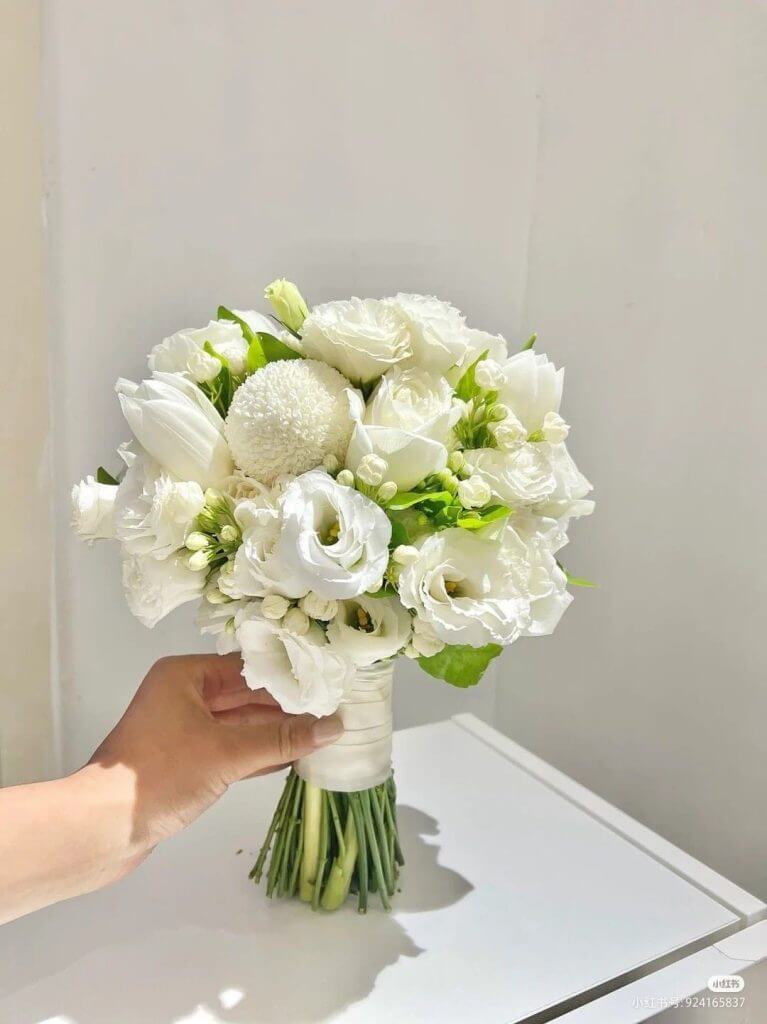 Hoa cưới cầm tay