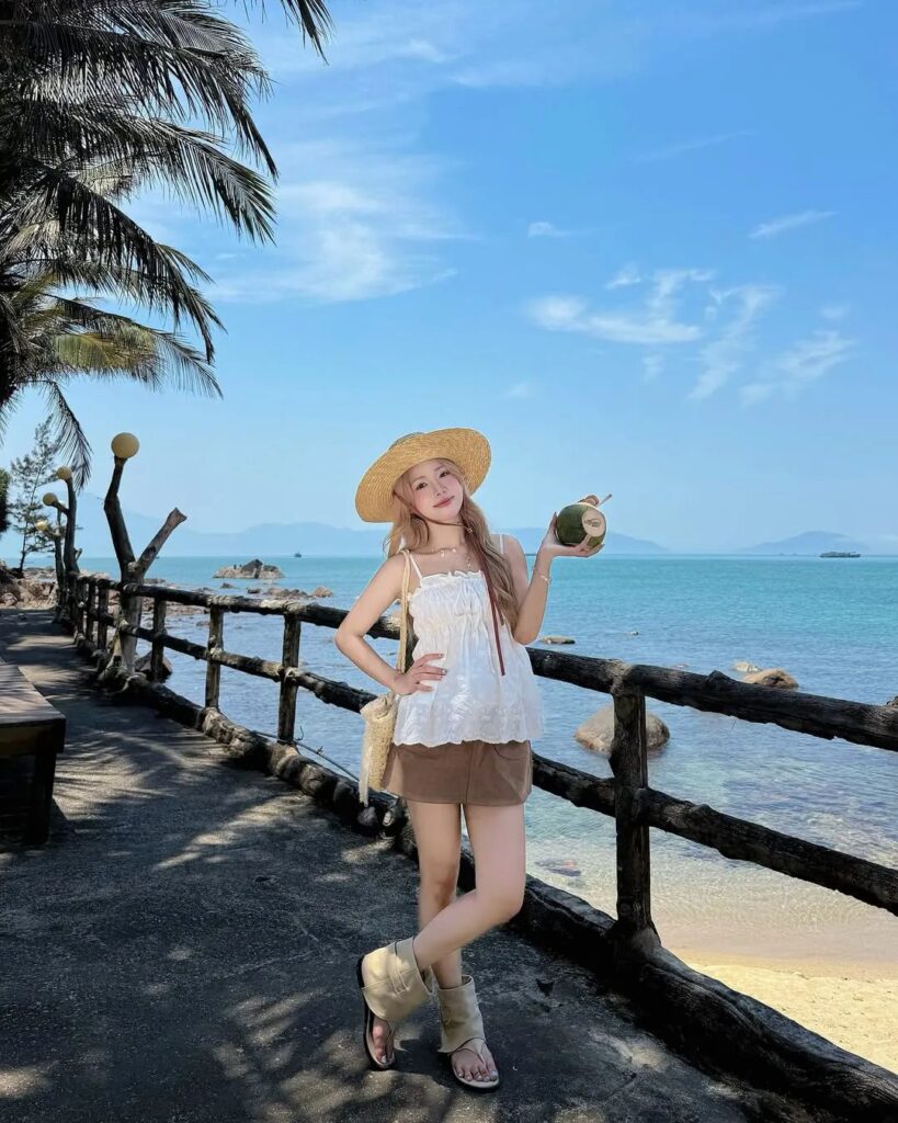 Thuê đồ Thái Nguyên: đi biển