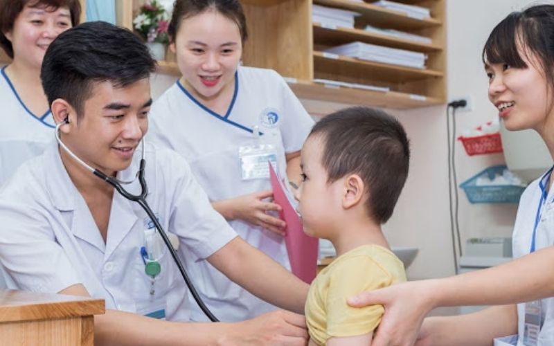 phòng khám em bé