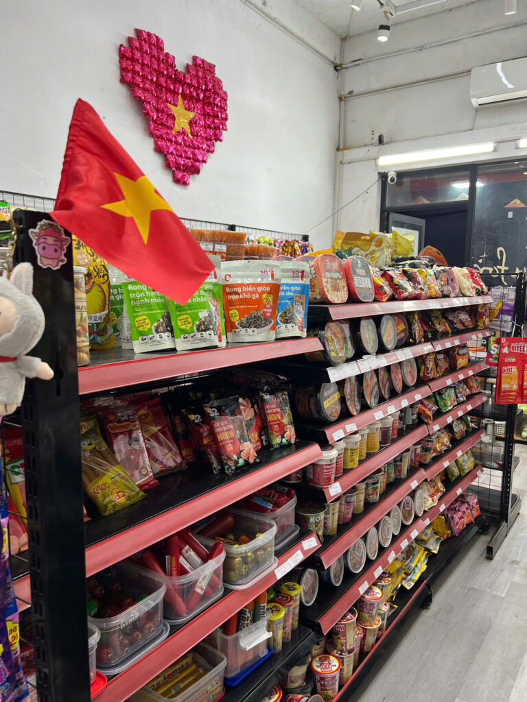 Cửa hàng tiện lợi 420