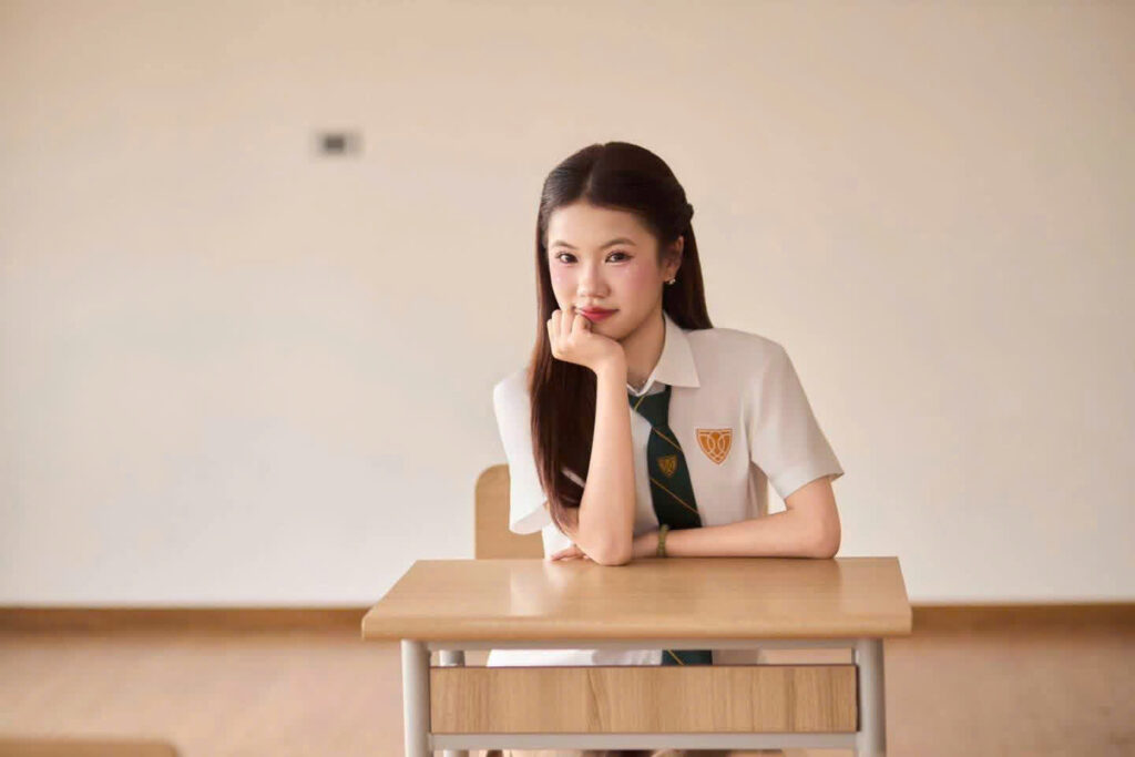 Concept thanh xuân tự nhiên