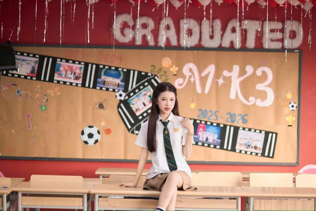 Chụp ảnh kỷ yếu