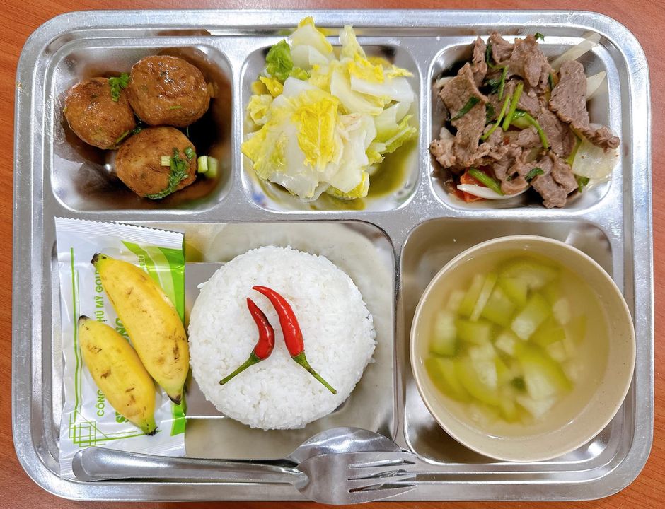 Cơm trưa văn phòng healthy