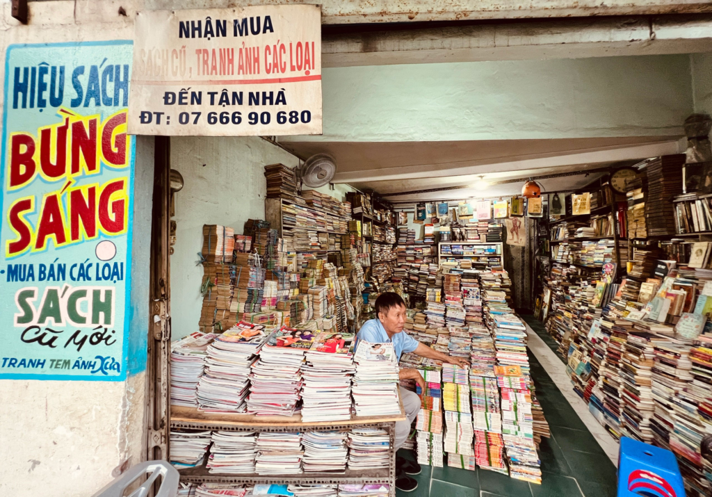sách cũ